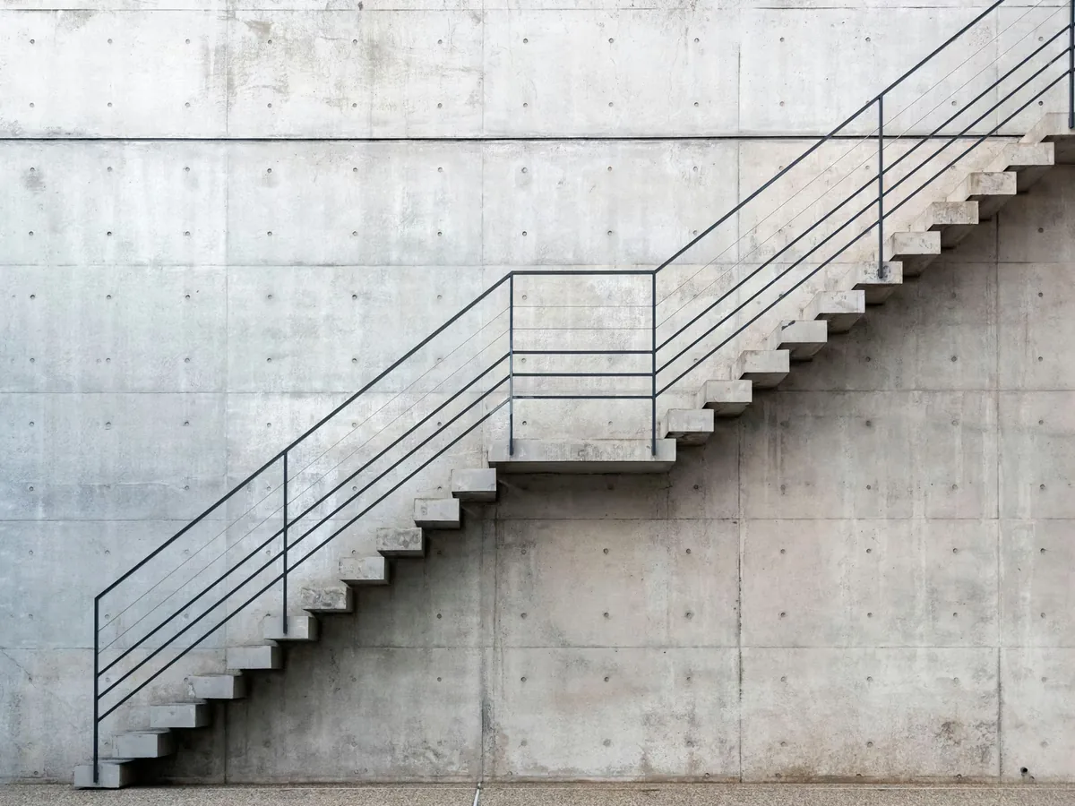 Off-form architectural concrete wall